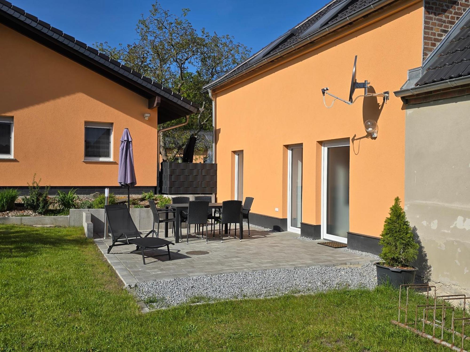 Ferienwohnungen Am Alten Backhaus Grosskoschen Exterior foto